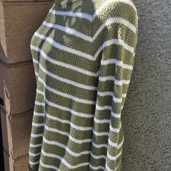Pink Clover Green White Striped Pullover Sweater - Picture 7 of 11